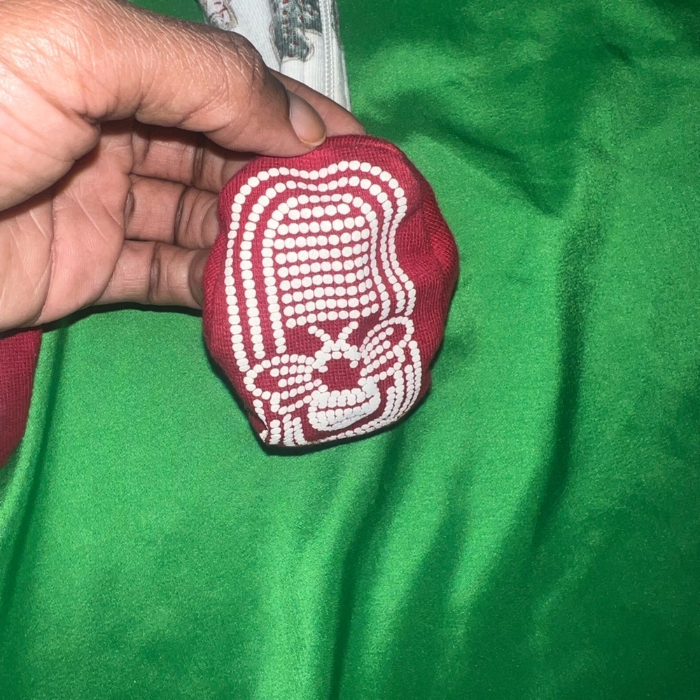 Burt's Bees Baby Red and White Holiday Footie 0-3 Months - Picture 6 of 6